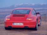 Porsche 911 Carrera 4 2005 года